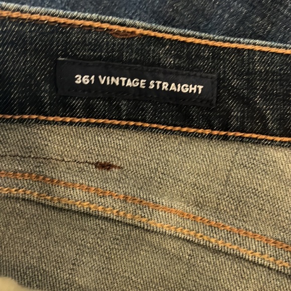 Lucky Brand Jeans - Picture 7 of 9